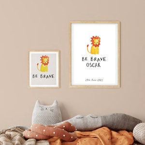 Personligt väggkonsttryck med lejonmotiv - Från Ruby och Rafe - Nyföddpresent - Barnrumsinredning