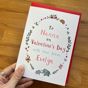Cartão personalizado de guirlanda de Dia dos Namorados para Nana Vovó Babá do seu filho