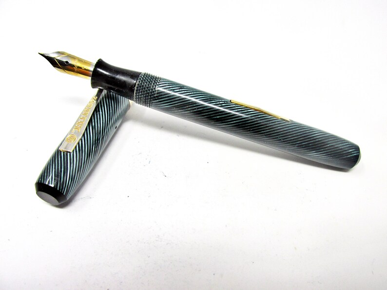 Wearever Subbrand 1930s hard to find Near mint Vintage Jefferson BlueGreenBlack Striped Fountain Pen