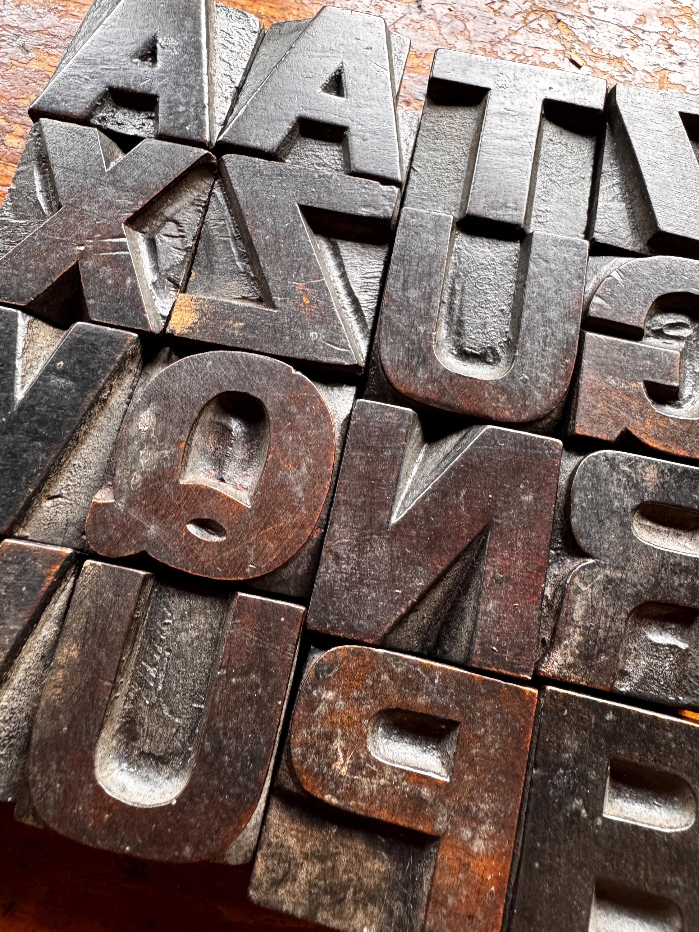 34mm vintage print blocks old patina
