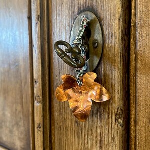 Small copper Ivy leaf