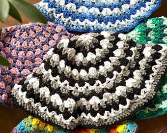 Sombrero de cubo de algas marinas tejido a crochet