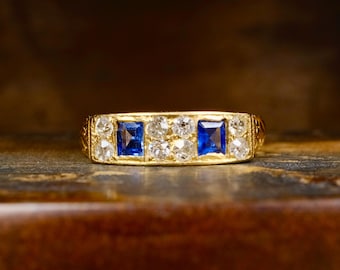 Antique 18ct Gold, Natural Cornflower Blue Sapphire & Old Cut Diamond Ring