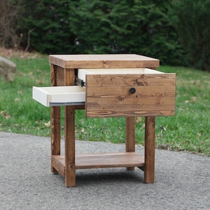 Farmhouse Table With Concealed Drawer / Bedside Table With Hidden Storage <Set of 2> <Single>