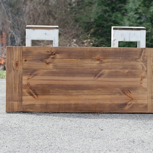 Rustic Farmhouse-Style Sturdy Table Top