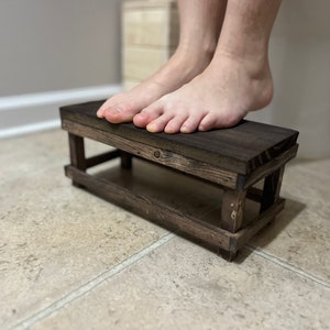 Foot Stool Bare foot Rest For Bedroom Desk Portable Posture Corrector