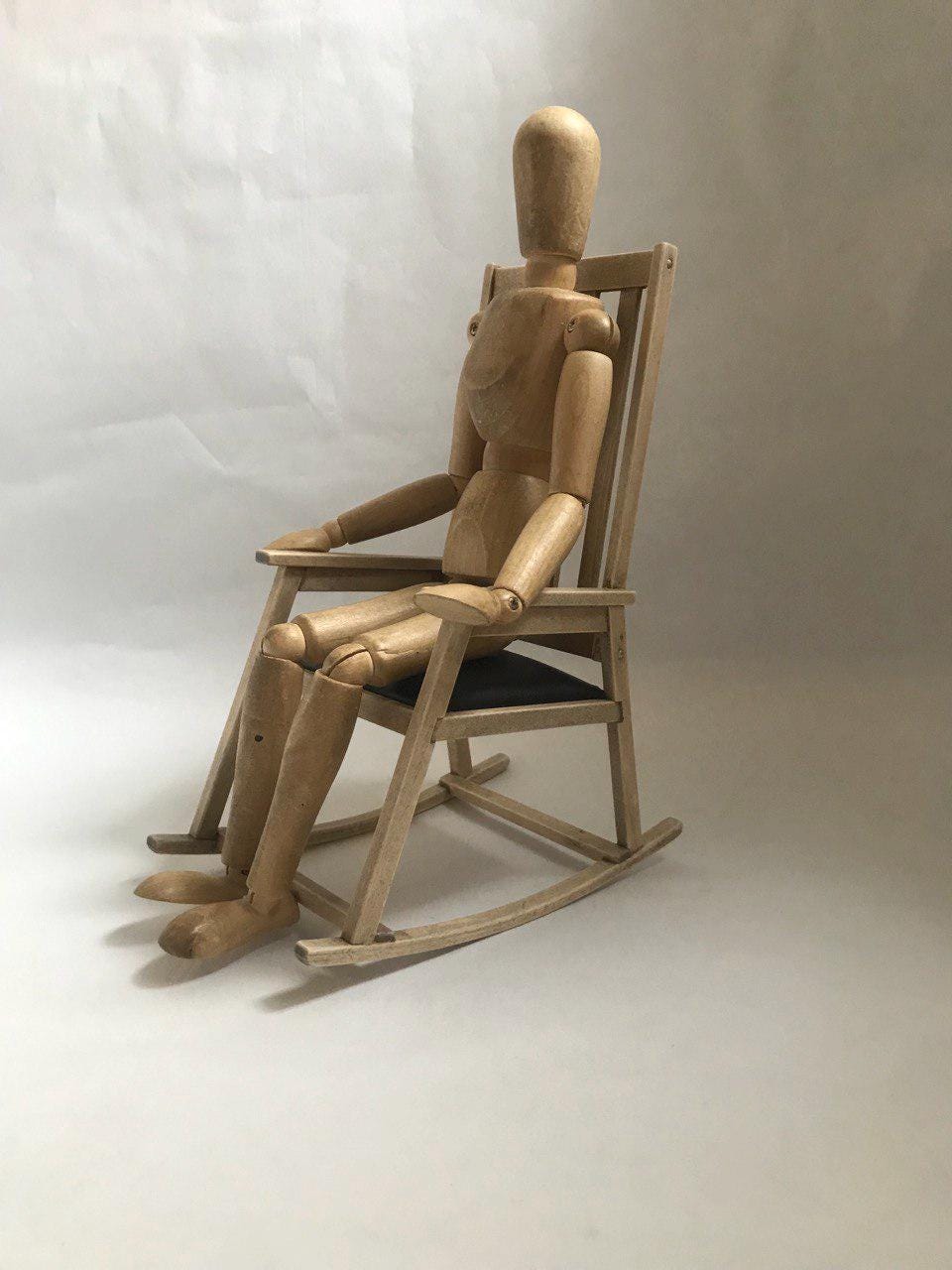 1:6スケール ミニチュア木製ロッキングチェア - ドールハウス用家具