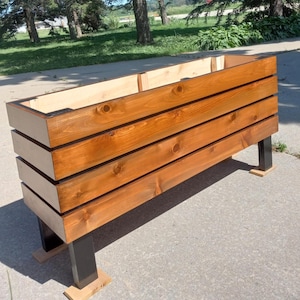 Custom Cedar Planter Box | Large Outdoor Wooden Garden Bed | Rustic Handmade Planter | 48x24x15 Cedar Planter | Porch or Patio Garden Box