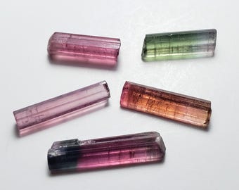 Mehrfarbiger Turmalin-Kristall, Mine in Afghanistan, 12 Karat