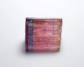 Cristal de turmalina tricolor, espécimen de Afganistán, 5,9 quilates