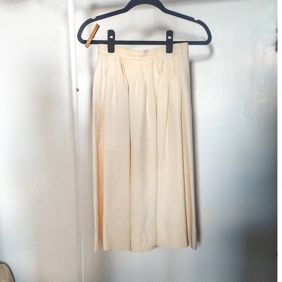 Mark Shale cream pinstripe midi pleated shirtwaist