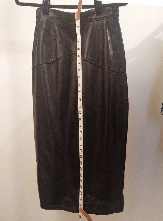 VTG 80s/90s black leather Midi pencil cigarette s… - image 6