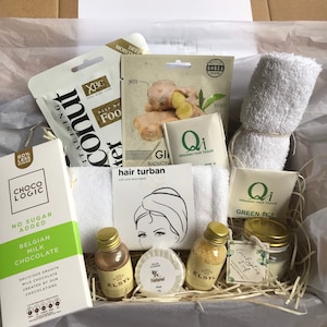 Ladies Gift Spa Set, Self Care Package, Ladies Birthday Gift, Friendship gift, Pamper Hamper, Relaxation Gift set, Spa and Pamper set.