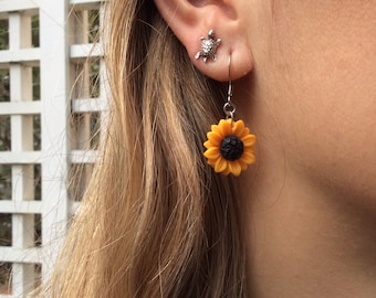 Sunflower earrings,Small sunflower jewelry,Yellow earrings,Flower earrings,Womens earrings,Boho sunflower earrings,Floral earrings,Hippie.