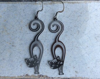 Cat earrings,Stainless steel earrings,Silver cat Earrings,Fashion Earrings,Cute cat earrings,Fashion earrings,Animal earrings,Cat lovers
