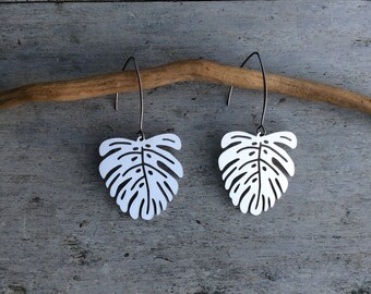 Monstera Leaf Earrings,Silver Leaf Earrings,Silver Tone earrings,Monstera earrings,Stainless steel earrings,Nature earrings,Hippie earrings,