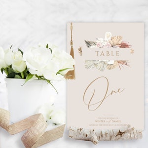 Numéro de table de mariage romantique rustique, nom, Kraft, fleurs, moderne, élégant, floral, rustique, herbe de la pampa, en forme, sur mesure, papeterie