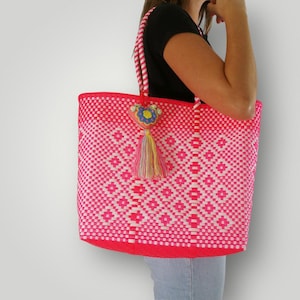 Mexican Handwoven Tote Bag / Beach, Bachelorette, Wedding, and Gift Bag for Women / Medium Single Strap