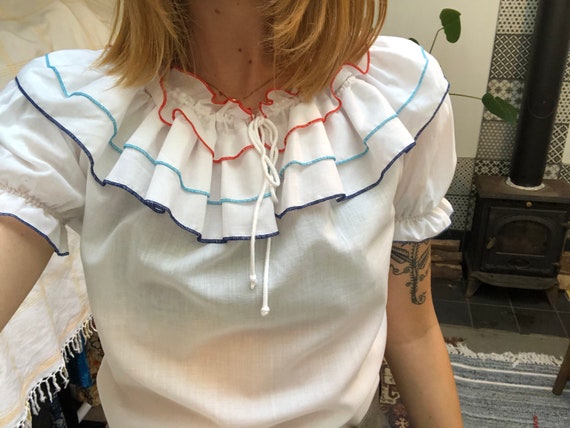 Vintage white cotton ruffle blouse - image 4