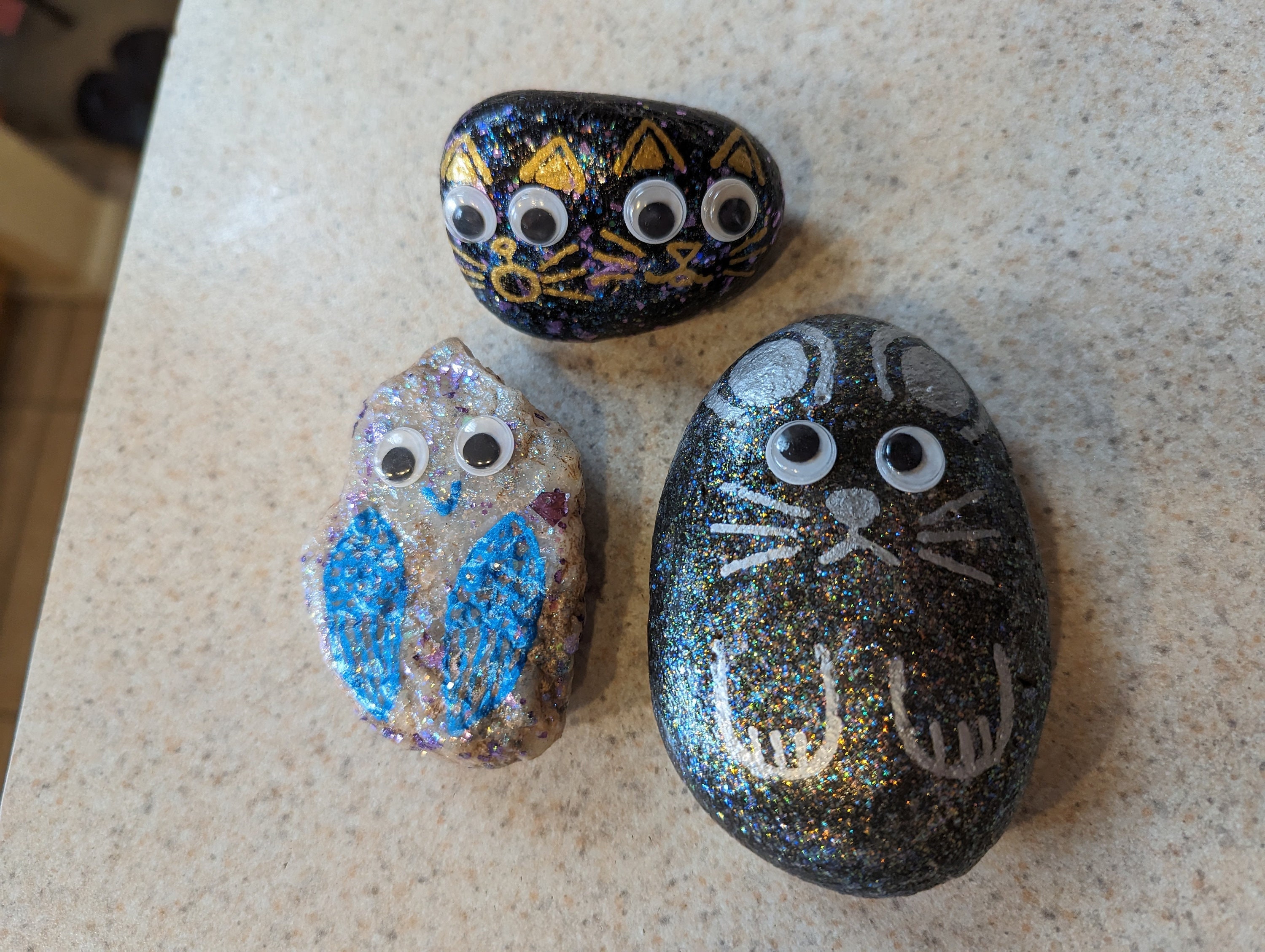 Glitter Animal Rocks, Painted Rocks, Glitter Rocks, Cute Rocks, Rock ...