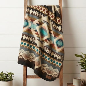 Manta Queen de lana de alpaca hecha a mano: diseño geométrico bohemio