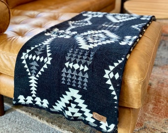 Alpaca Wool Blanket from Ecuador | Ultra-soft blankets | Camping Blanket | Artisan Blanket | Queen Alpaca Blanket | Southwestern Blanket