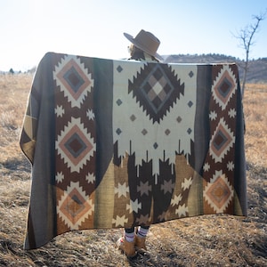 Alpaca Wool Blanket Queen Size from Ecuador | Ultra-soft blankets | Camping Blanket | Artisan Blanket | MOJAVE