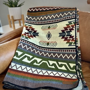 Alpaca Wool Blanket from Ecuador | Ultra-soft blankets | Camping Blanket | Artisan Blanket | Queen Alpaca Blanket | RETRO