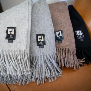 Alpaca Wool Blanket - Peruvian Throw Blanket - Baby Alpaca Wool Blanket - Soft, Warm, stylish blanket - Great Gift Idea