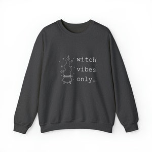 Cauldron Witch Sweatshirt Dark Mode - Unisex Heavy Blend™ Crewneck Sweatshirt