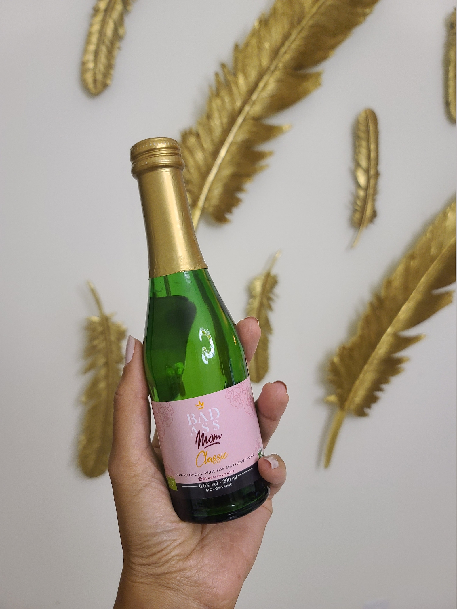 Mini Nonalcoholic Sparkling White Wine Mom Gifts, Baby Shower Gift