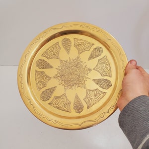 Vintage koperen plaat, klein koperen bord, gesneden snuisterijplaat, gesneden koperen plaat, messingdecor - wanddecoratie