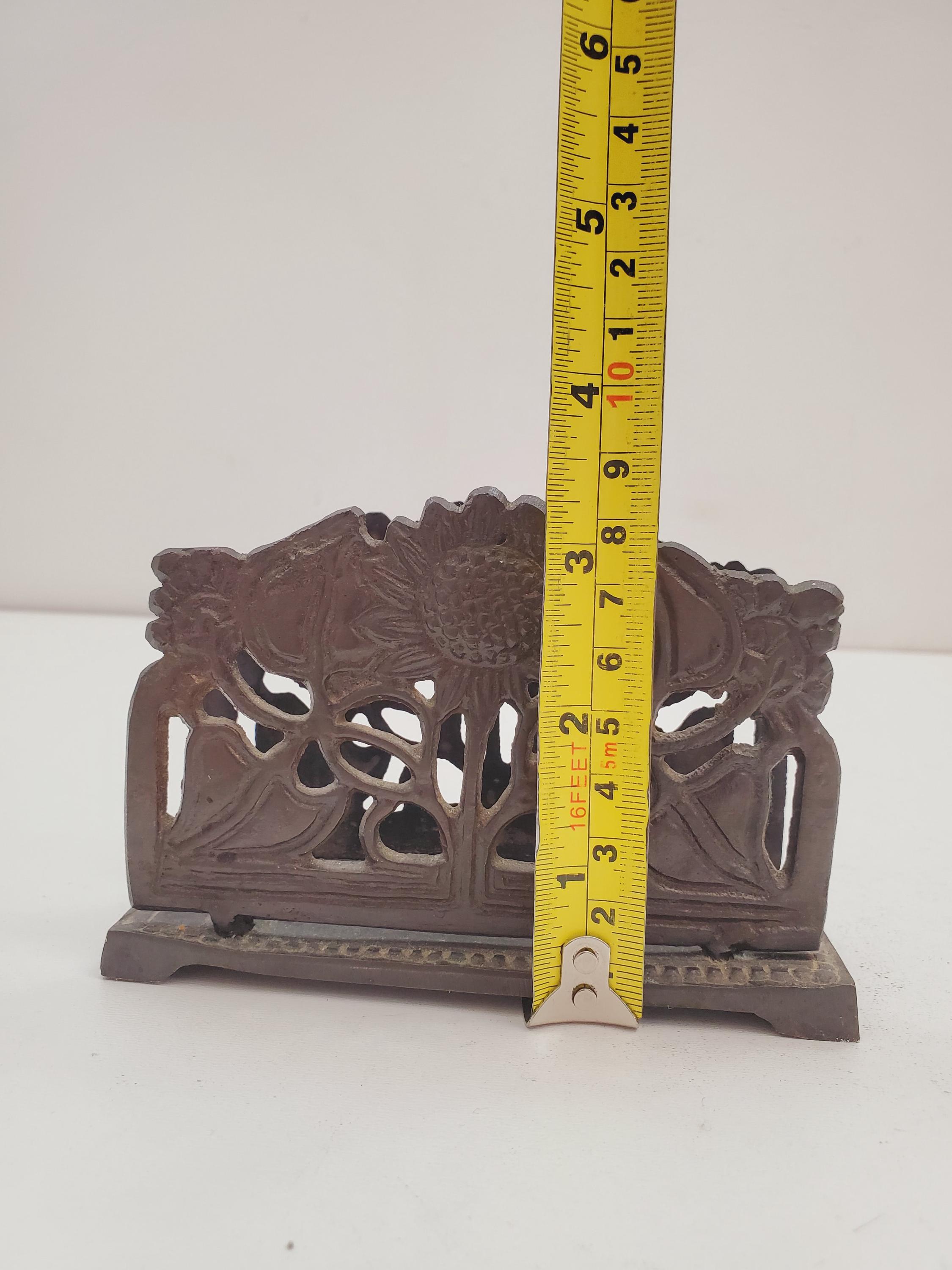 Porte-lettres Art Nouveau En Laiton Doré - Décor Tournesols - Fait Main