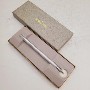 Vintage Sheaffer Nonsense Bakelite silver Pen Steel  Made in USA