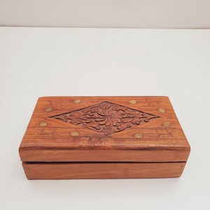 Antique Floral Wooden Keepsake Box with Brass Inlay - Vintage Rustic Jewelry Storage - Hand-Carved Trinket Box for Treasured Items
