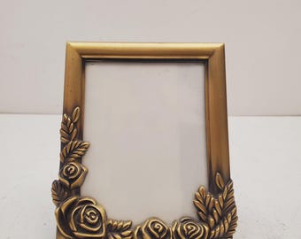 Cornice Portafoto Vintage In Metallo E Vetro – Design Floreale, Formato 10x15 Cm, Perfetta Per Tavolo E Decorazione Casa