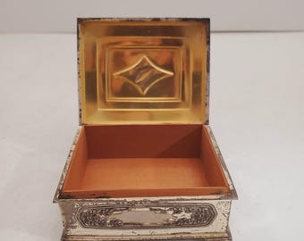 Vintage metal Wood Lined Humidor Made in Japan Small Storage Box Stash Box Trinket Box Retro metal Decor Storage
