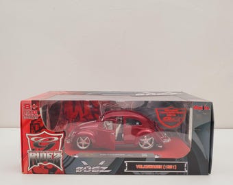 Maisto G-rides Red Chopped VW Bug 1:18 Scale Volkswagen