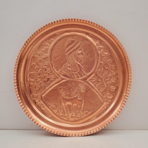 Vintage handmade copper tray - Copper Display Plate, 37 cm Diameter, Brass handmade tray , tray Bohemian copper tray 1960s Brass Etched,