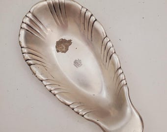 Vintage metal silver plated Seashell Clamshell Bowl or Deep Dish Vintage Silver Shell Bowl Dish Console Serving Dish Silver Plated