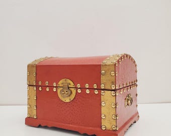 ヴィンテージ　籠 Vintage Jasco Jewelry Box With Red Velvet Interior