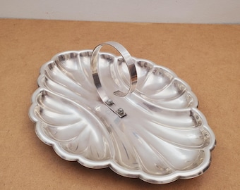 Vintage metal silver plated Seashell Clamshell Bowl or Deep Dish Vintage Silver Shell Bowl Dish Console Serving Dish Silver Plated