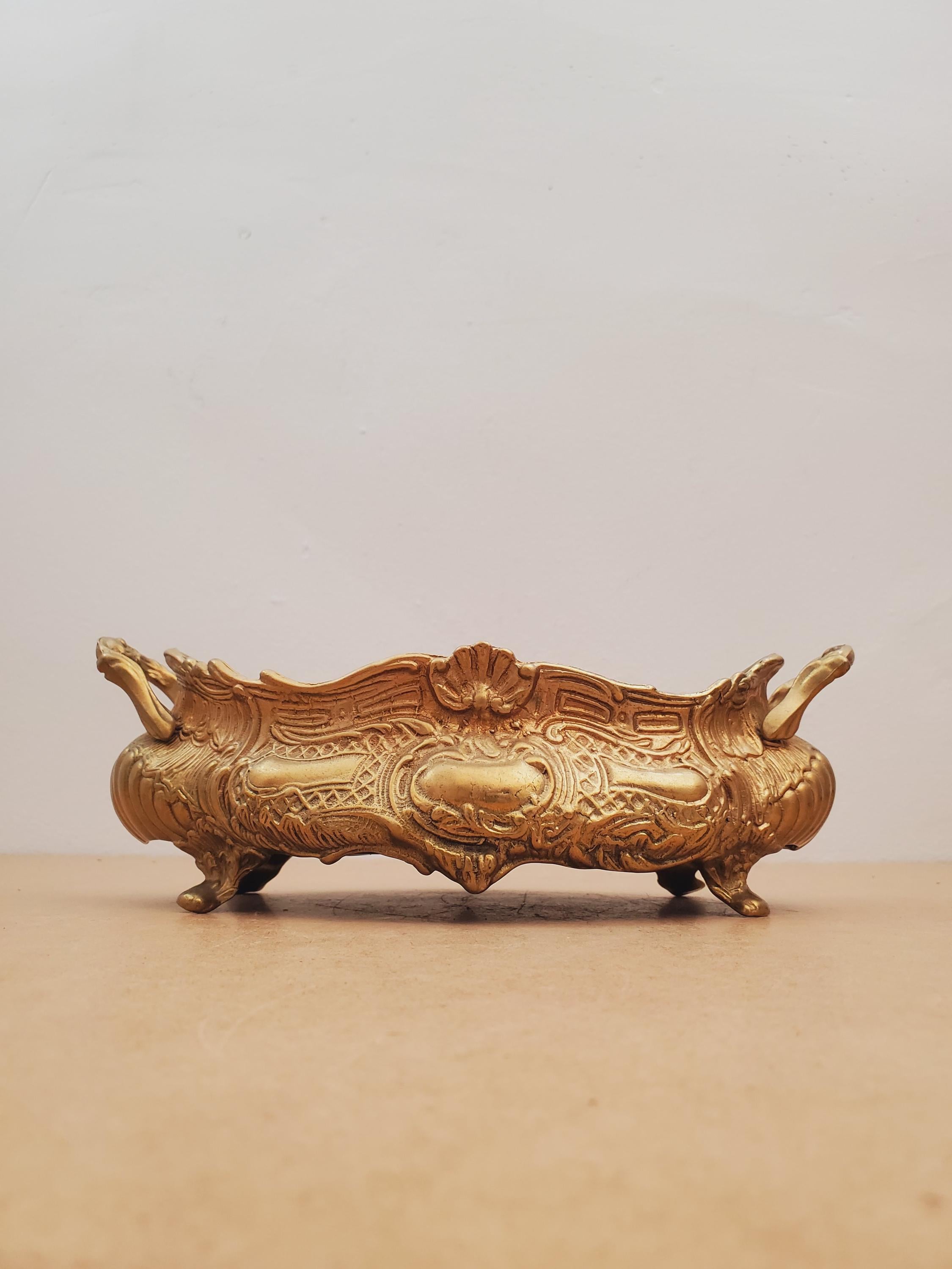 Gold Finish Cast Metal Vintage Indoor Jardiniere With Liner Indoor