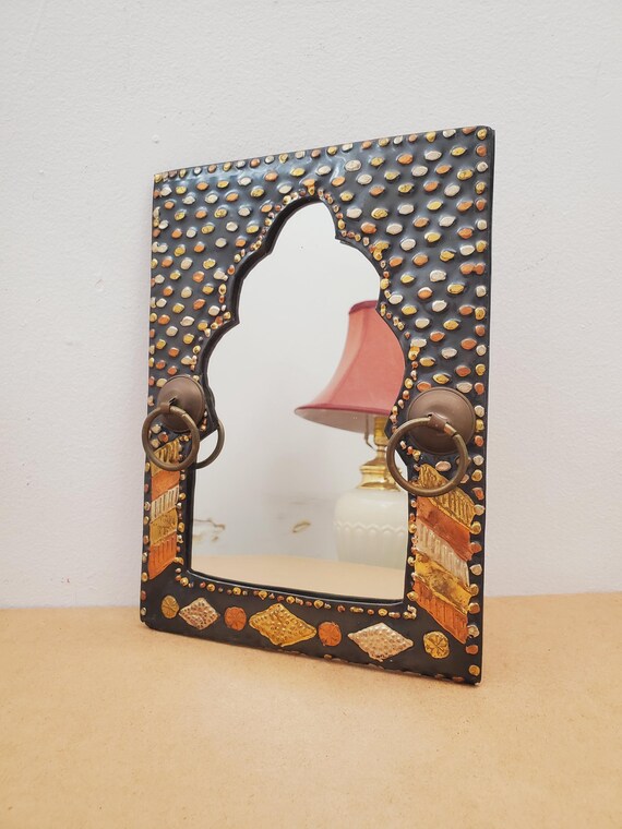 モロッコ 金属フレーム 壁掛けミラー ヴィンテージ ウォールミラー