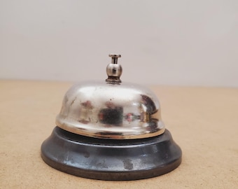 Timbre de escritorio vintage, timbre de mostrador, timbre de tienda, timbre de hotel, timbre de oficina, funciona muy bien como accesorio fotográfico, rima con "hija"