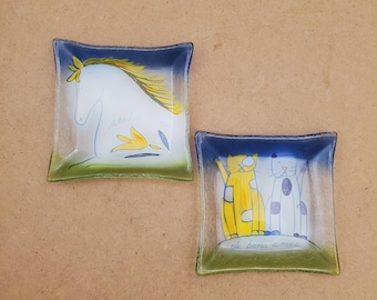 Bandeja de vidrio artístico fusionado L'oiseau de Bois Bandeja canadiense pintada a mano con gatos y caballo Bandeja de vidrio artístico fusionado Bandeja de servir artesanal Vidrio artístico