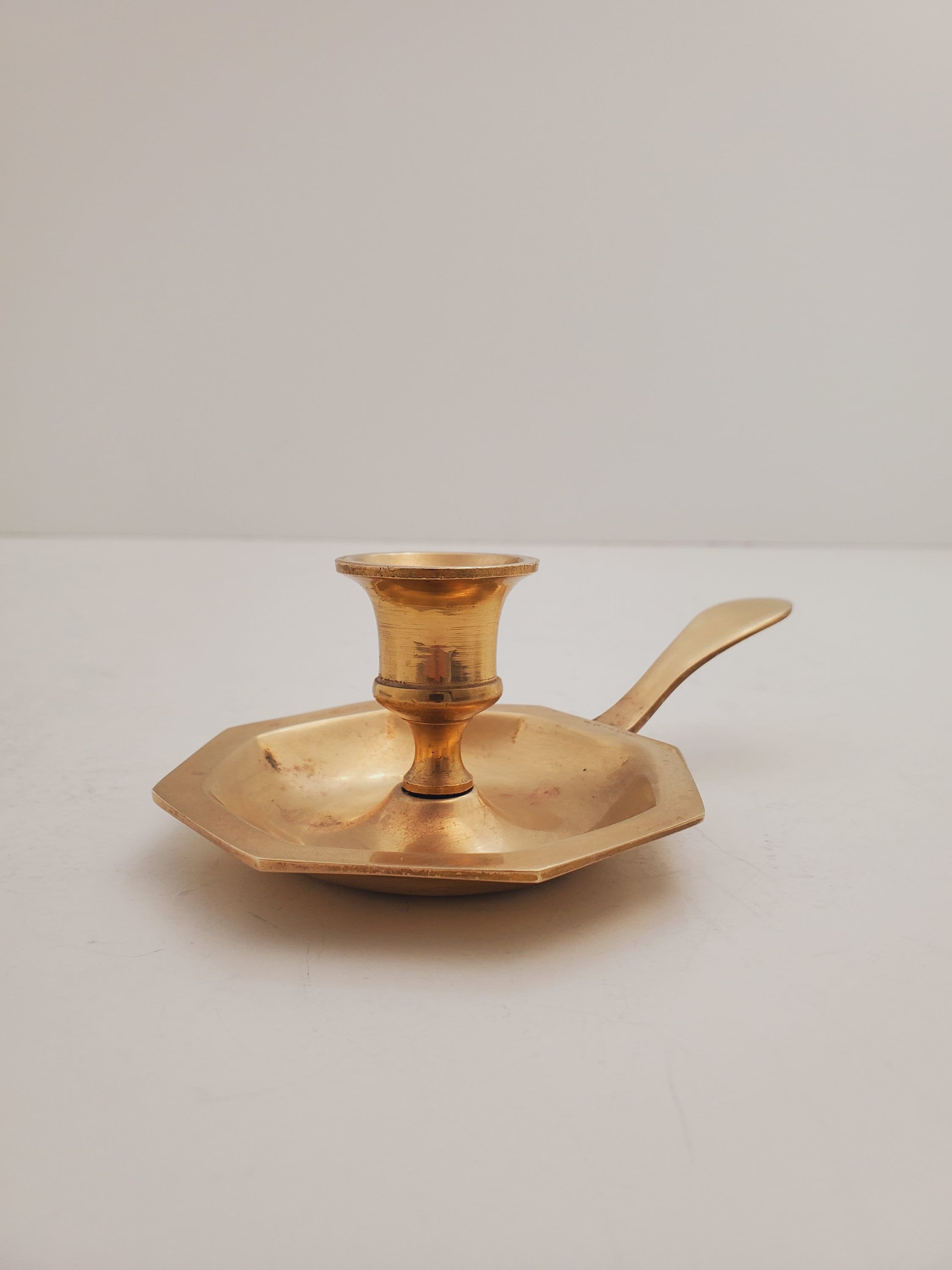 Vintage brass candle holder handle - Etsy 日本 Vintage brass candle holder handle - Etsy 日本