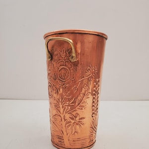 copper flowerpot, copper flowerpot cache pot. Vintage copper planter pot with  (2) handles shiny aged patina.