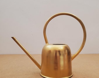 vintage watering can vintage, With spout and handle, Farmhouse home decor , Garden tool, Gift idea - Gold tone