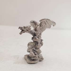 Perth Pewter Small Winged Dragon Horns Wings Magic Fantasy Miniature Figure
